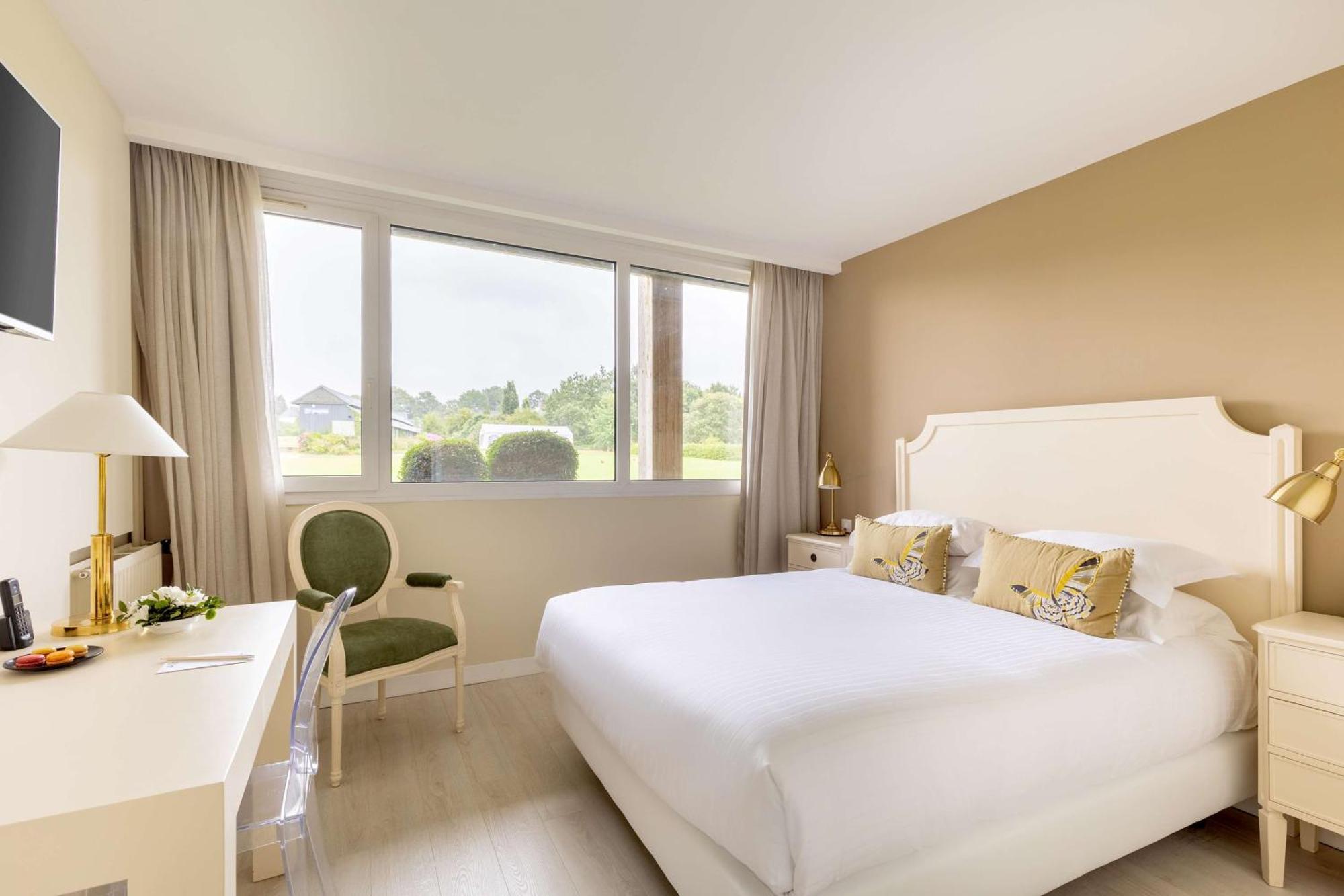 Best Western Plus Le Roi Arthur Hôtel&Spa Ploërmel Exterior foto